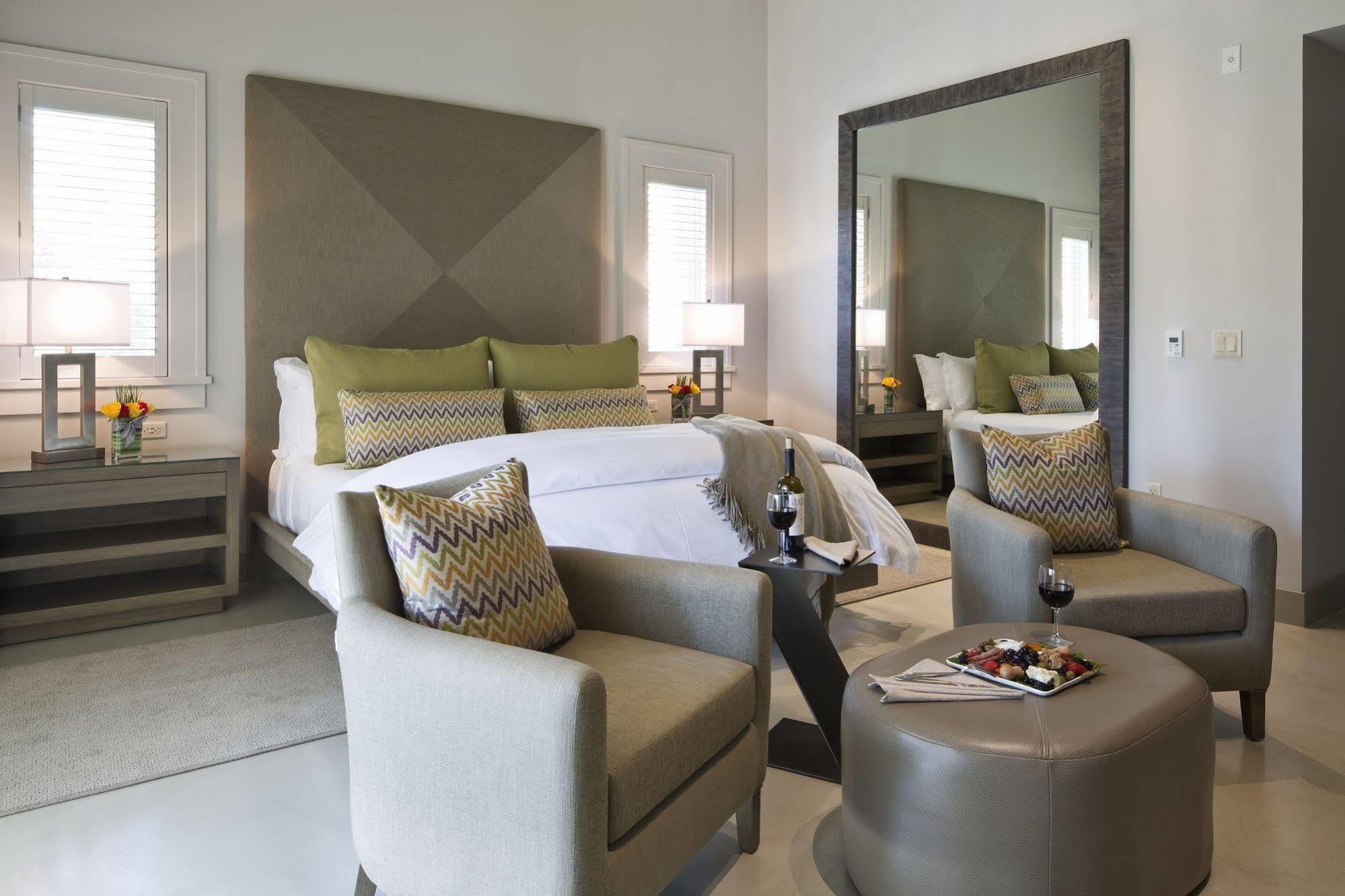 Senza Mini-hôtel 4*